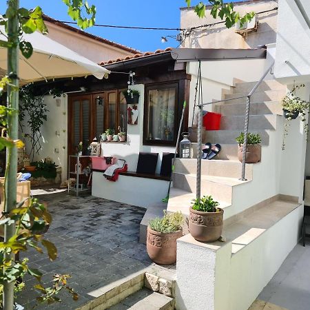 Apartments By The Sea Veli Losinj, Losinj - 19196 Экстерьер фото