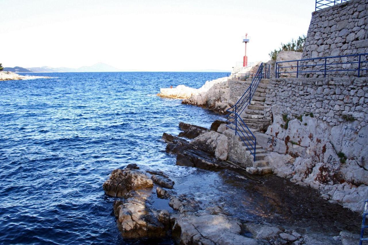 Apartments By The Sea Veli Losinj, Losinj - 19196 Экстерьер фото